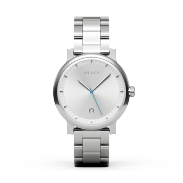 Reloj de pulsera hombre Comega dial blanco con correa plateada en muñeca | Comega | Colección Tango | Ábaco