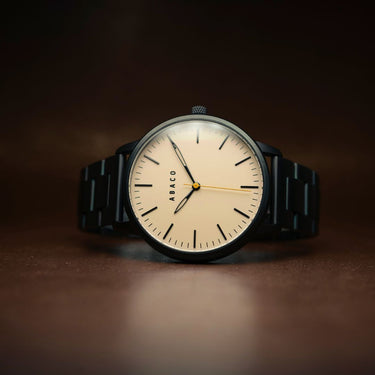 Reloj hombre 42mm negro mate con correa a tono y esfera marfil | Tesla | Colección Original | Ábaco