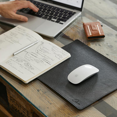 Mouse pad PU negro escritorio | Studio Ábaco