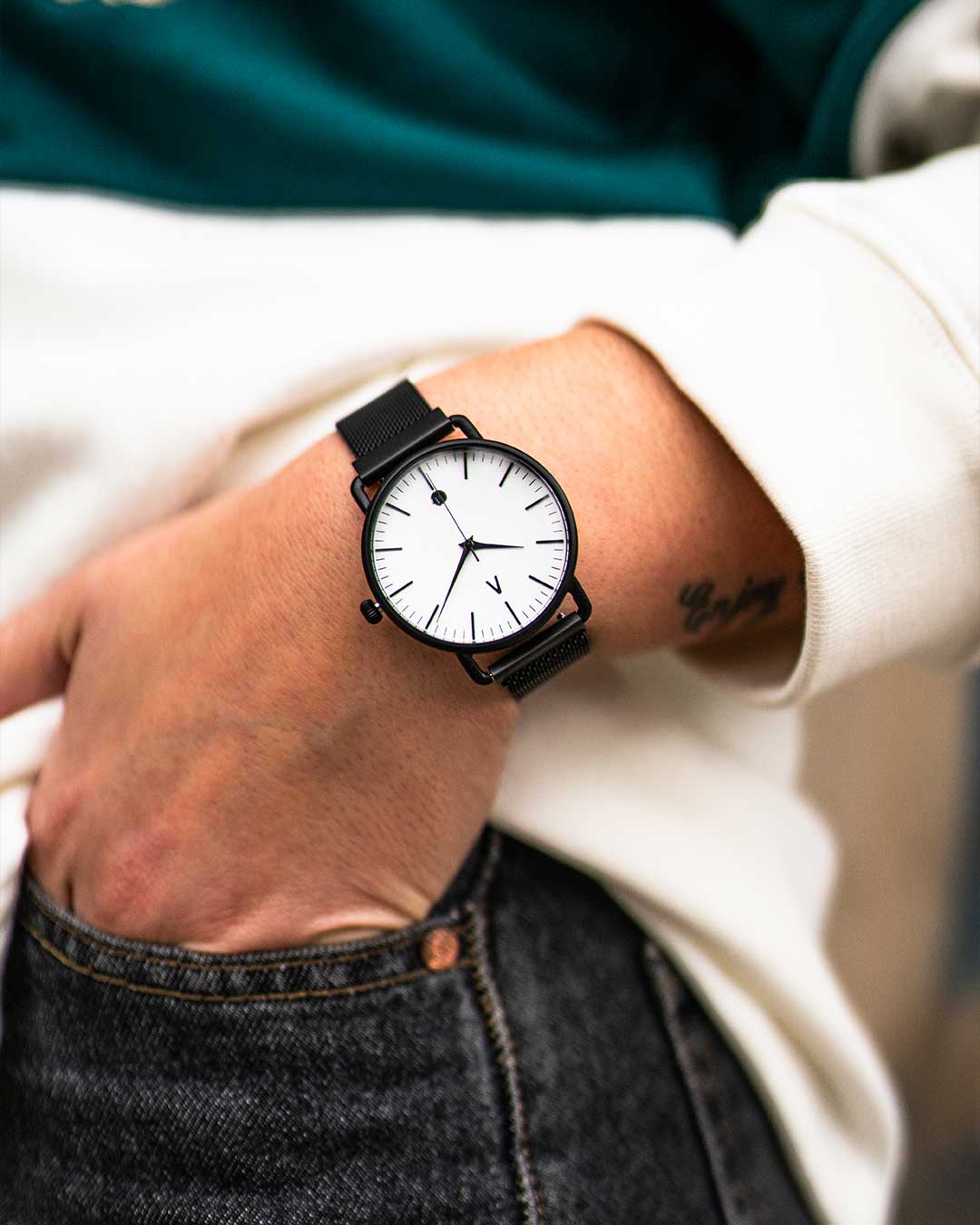 Reloj Casio En Q Mano Va El Reloj Del Hombre Reloj Hombre En Que