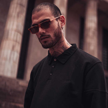 Polo Black Ábaco detalle cuello | Ábaco