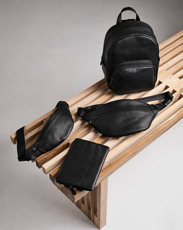 Accesorios de cuero negro línea Preto Ábaco Buenos Aires