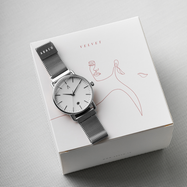 Reloj minimalista unisex 36mm con diseño elegante y caja plateada | Elena | Colección Velvet | Ábaco